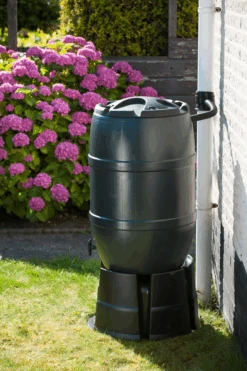 Regenton 120L Kunststof - Groen - H81xu00d850cm - Nature -Gardena Winkel regenton 120l kunststof groen h81x50cm 6 2